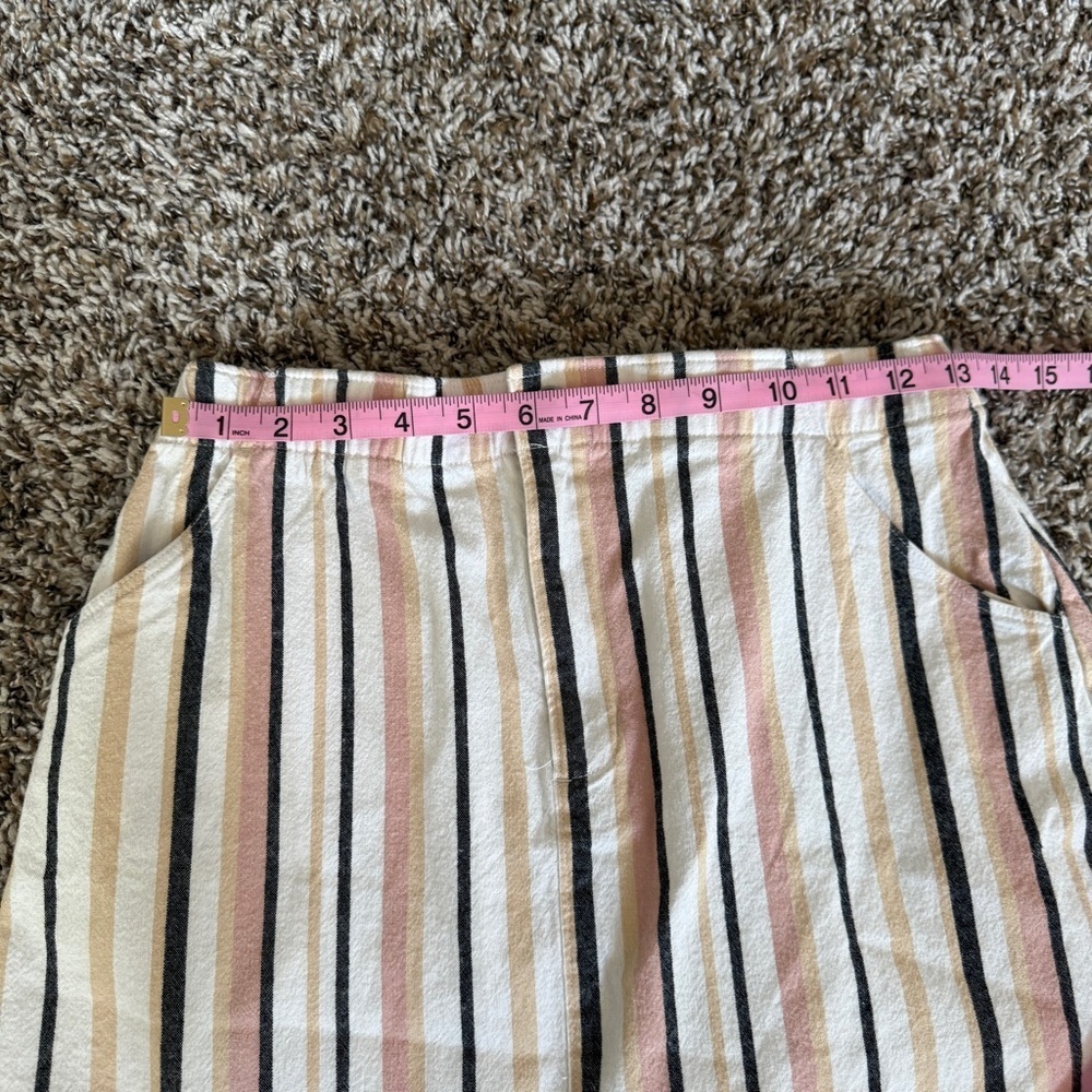 Hollister Ultra High-Rise Mini Skirt – Size S - Picture 5 of 5